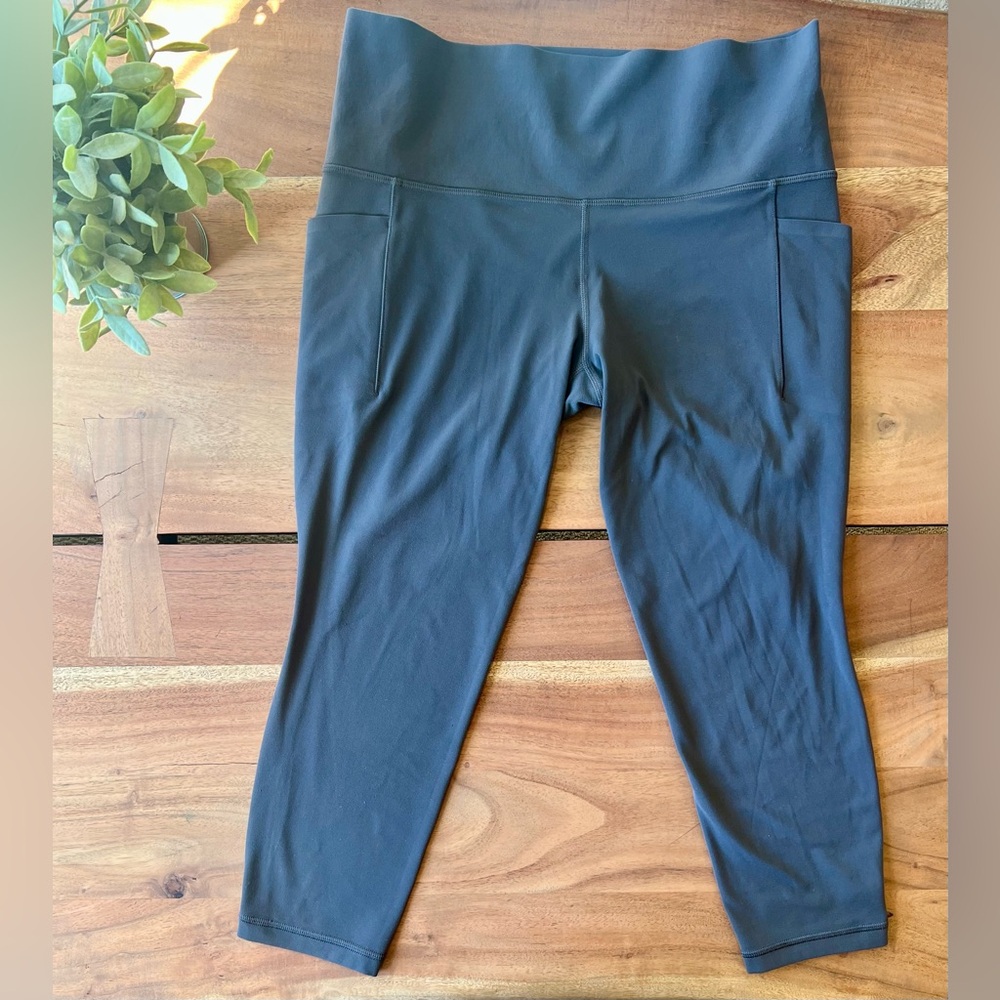 Athleta Salutation Stash High-Rise Leggings